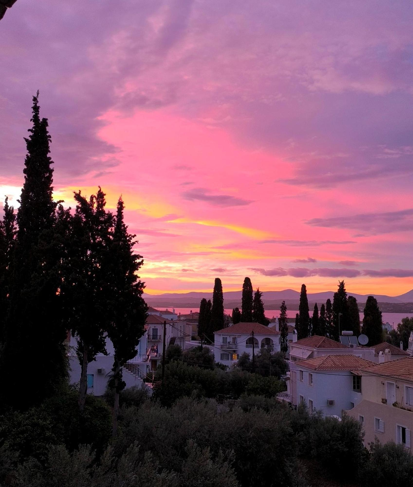 Villa Orizontes Spetses Town Екстер'єр фото